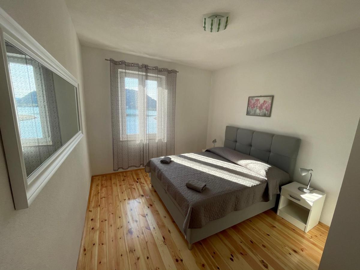 Ivan I Matej Apartments Blace Eksteriør bilde
